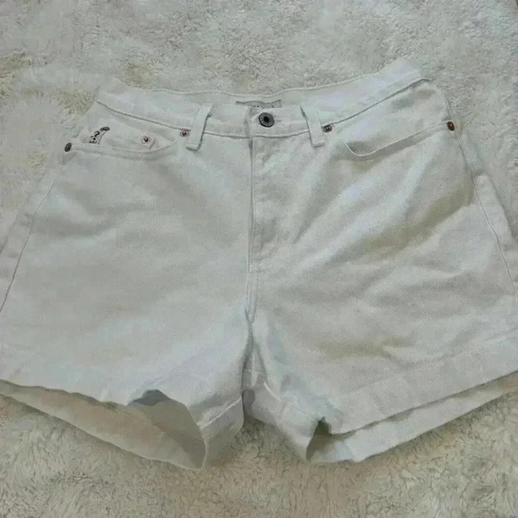 Vtg Guess Jean Shorts Size 30 90s High Waisted White Denim‎ Mom Made In USA - Picture 1 of 9